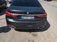 Usata BMW 730 200 CV (147 kW) 2016 Nero Berlina