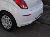 Gebraucht Hyundai i20 Edition 86 PS (63 kW) 2014 Weiß Kleinwagen