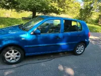 Gebraucht VW Polo 60 PS (44 kW) 2000 Blau Kleinwagen