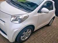 Gebraucht Toyota iQ 68 PS (50 kW) 2009 Weiß Kleinwagen
