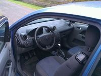Gebraucht Ford Fiesta 80 PS (58 kW) 2003 Blau metallic Kleinwagen