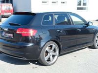 gebraucht Audi A3 Sportback 1.8 T*Ambition*S-LINE*XENON*LED*ROT