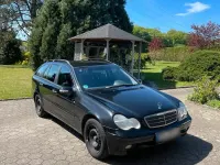 Gebraucht Mercedes C180 129 PS (94 kW) 2001 Schwarz Kombi