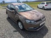 Używany VW Polo LOUNGE 90 KM (66 kW) 2015 Brązowy Hatchback