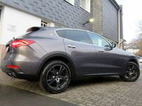 Gebraucht Maserati Levante 430 PS (316 kW) 2018 Grau SUV