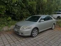 Gebraucht Toyota Avensis T2 147 PS (108 kW) 2003 Silber Limousine