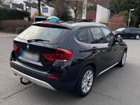 Gebraucht BMW X1 143 PS (105 kW) 2012 Schwarz SUV