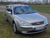 Gebraucht Ford Mondeo Ghia 145 PS (106 kW) 2003 Beige Kombi