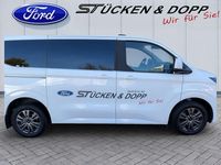 Gebraucht Ford Tourneo Titanium 170 PS (125 kW) 2024 Weiß Van / Kleinbus
