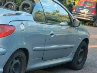 Gebraucht Peugeot 206 CC 140 PS (102 kW) 2005 Silber Cabrio