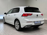 gebraucht VW Golf VIII Active 1.5 eTSI DSG LED ACC RFK PANO
