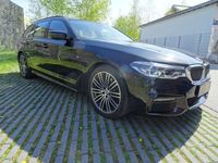 Gebraucht BMW 520 M Sport 190 PS (139 kW) 2020 Black sapphire metallic Kombi