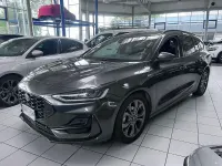 Gebraucht Ford Focus ST-Line 116 PS (85 kW) 2025 Grau Kombi