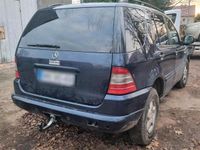 Brugt Mercedes ML320 215 HK (158 kW) 2000 Blå SUV