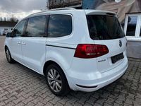 Gebraucht VW Sharan Highline 140 PS (102 kW) 2015 Pure white Van / Kleinbus