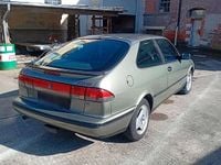 Gebraucht Saab 900 150 PS (110 kW) 1997 Grün Coupé