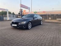 gebraucht BMW 320 d lim. Headup // Navi Prof // Harman Kardon // 360* Kamera