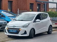 Gebraucht Hyundai i10 67 PS (49 kW) 2017 Weiß Kleinwagen