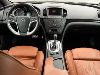 Gebraucht Opel Insignia Innovation 160 PS (117 kW) 2011 Metro metallic Kombi