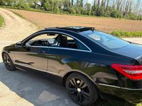 Gebraucht Mercedes E250 204 PS (150 kW) 2010 Schwarz Coupé