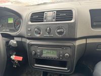 Gebraucht Skoda Fabia Active 60 PS (44 kW) 2013 Blau Kleinwagen