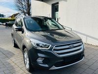 Gebraucht Ford Kuga Trend 150 PS (110 kW) 2018 Grau SUV