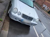 Gebraucht Mercedes E200 116 PS (85 kW) 2000 Grau Limousine