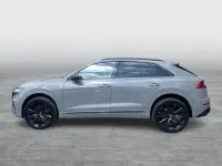 Gebraucht Audi Q8 Competition 286 PS (210 kW) 2023 Nardograu SUV
