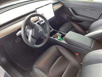 Second-hand Tesla Model 3 339 kW (462 CP) 2020 Alb Berlinǎ