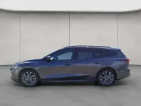 Gebraucht Ford Focus ST-Line X 155 PS (114 kW) 2024 Magnetic metallic Kombi