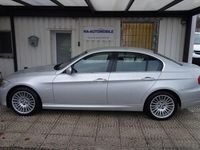 Gebraucht BMW 325 218 PS (160 kW) 2010 Silber Limousine