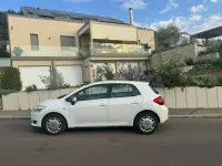 Gebraucht Toyota Auris Life 101 PS (74 kW) 2010 Weiß Kleinwagen