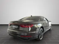 Neu Audi A8 Ambiente 286 PS (210 kW) 2026 Madeirabraun metallic (metallic) Limousine