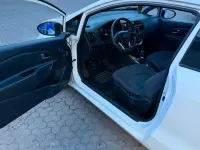 Gebraucht Kia Rio 75 PS (55 kW) 2013 Weiß Kleinwagen