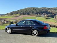 Gebraucht Mercedes E200 Elegance 163 PS (119 kW) 2004 Blau Limousine