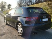 Gebraucht Audi A3 Attraction 122 PS (89 kW) 2014 Schwarz Limousine