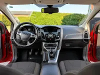 Gebraucht Ford Focus Titanium 125 PS (91 kW) 2012 Rot Kombi