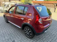 Gebraucht Dacia Sandero Stepway 84 PS (61 kW) 2012 Rot Limousine