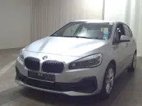 Gebraucht BMW 225 Active Tourer Advantage 224 PS (164 kW) 2020 Glaciersilber metallic Van / Kleinbus