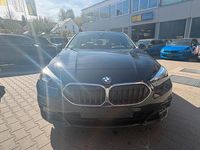 Gebraucht BMW 220 Sport Line 190 PS (139 kW) 2021 Black sapphire metallic Limousine