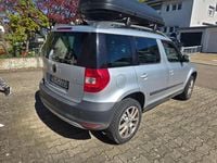 Gebraucht Skoda Yeti 105 PS (77 kW) 2012 Silber SUV