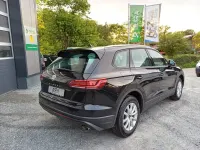 Gebraucht VW Touareg Basis 286 PS (210 kW) 2018 Schwarz SUV