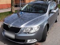 Używany Skoda Superb 125 KM (91 kW) 2012 Szary Kombi