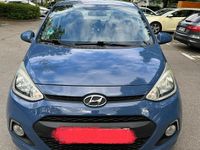 Gebraucht Hyundai i10 87 PS (63 kW) 2014 Blau Kleinwagen