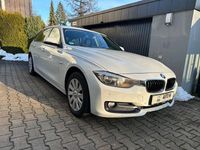 Gebraucht BMW 318 Sport Line 143 PS (105 kW) 2014 Weiß Kombi