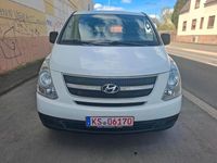 Gebraucht Hyundai H-1 110 PS (80 kW) 2011 Weiß Van / Kleinbus