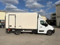 Używany Renault Master 170 KM (125 kW) 2019 Biały Kombi