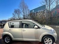 Gebraucht Daihatsu Sirion 87 PS (63 kW) 2007 Silber Kleinwagen