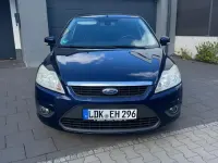 Gebraucht Ford Focus Viva 100 PS (73 kW) 2010 Blau Kleinwagen