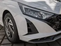 Gebraucht Hyundai i20 Trend 101 PS (74 kW) 2025 Atlas white Kleinwagen